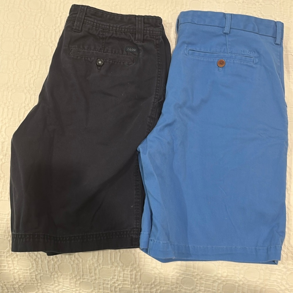 2 Pairs of Izod Saltwater Chino Shorts size 33
